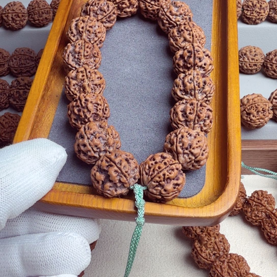 金刚菩提吊坠原生态雪山铁籽五星蜂窝双龙精品头货20姜黄皮