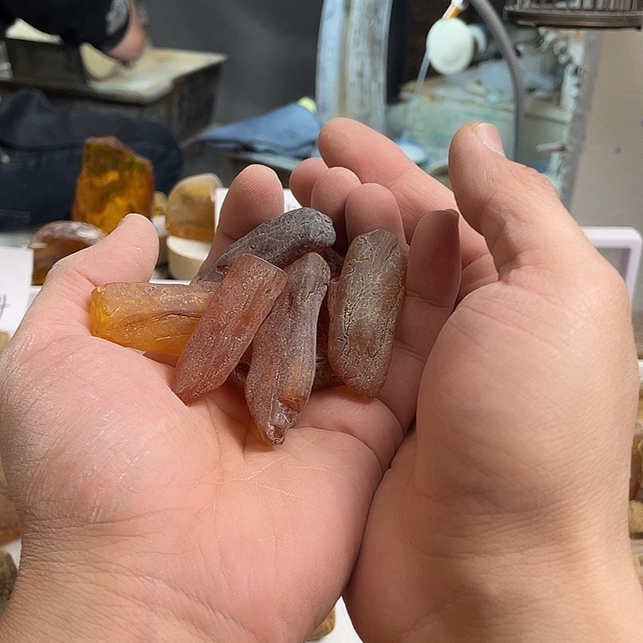 N***N定制琥珀未镶嵌天然琥珀蜜蜡