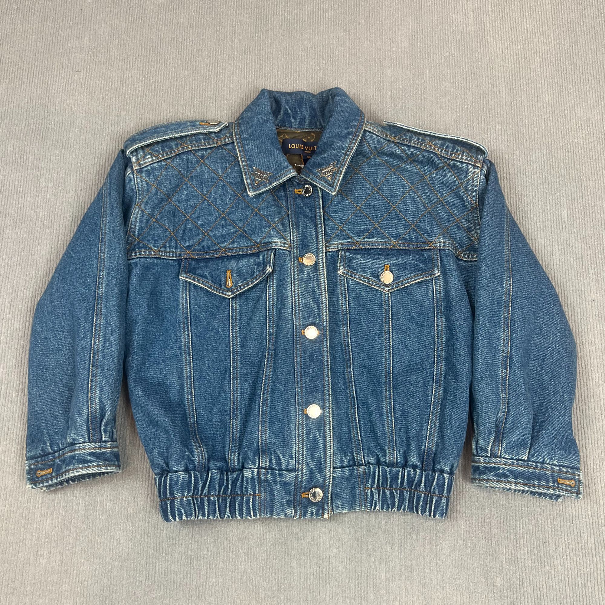99新 LouisVuitton/路易威登 241299/38码/老花内衬系扣牛仔夹克