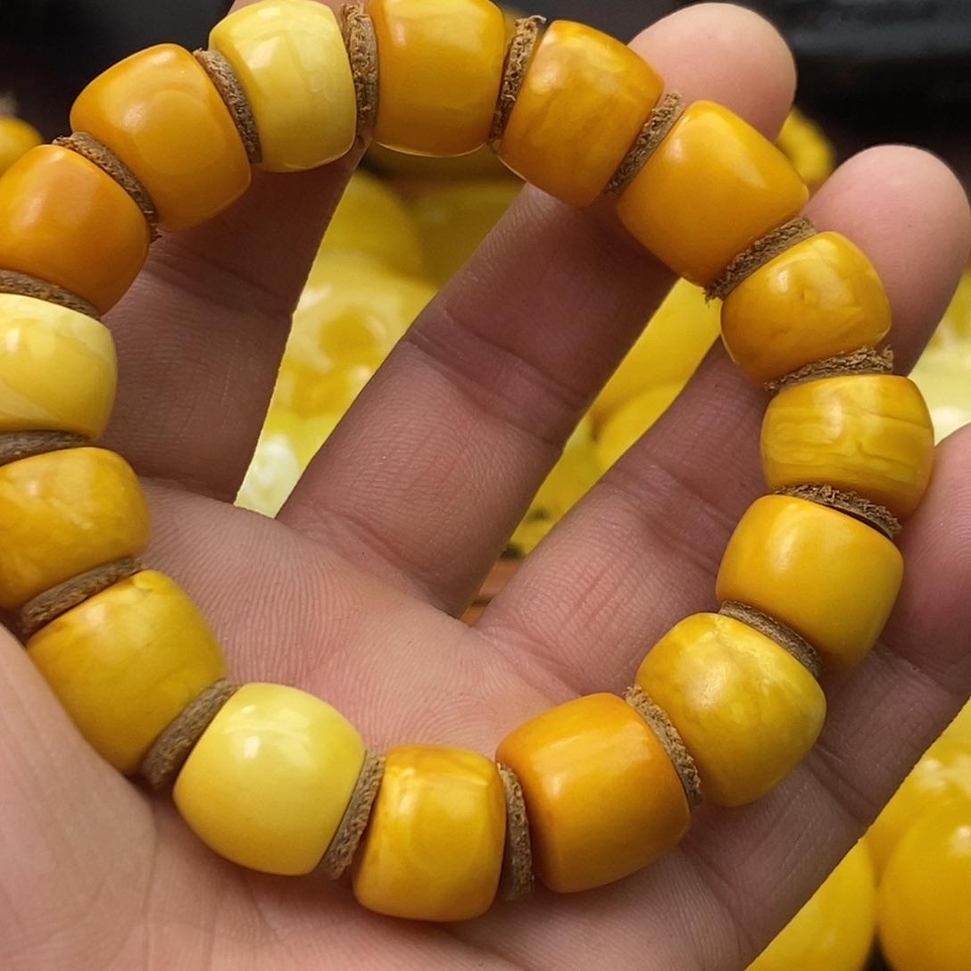 蜜蜡未镶嵌珠宝奇石