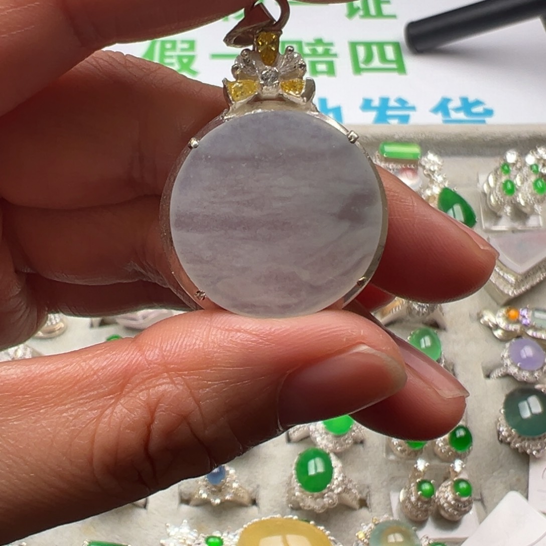 定制翡翠未镶嵌A货