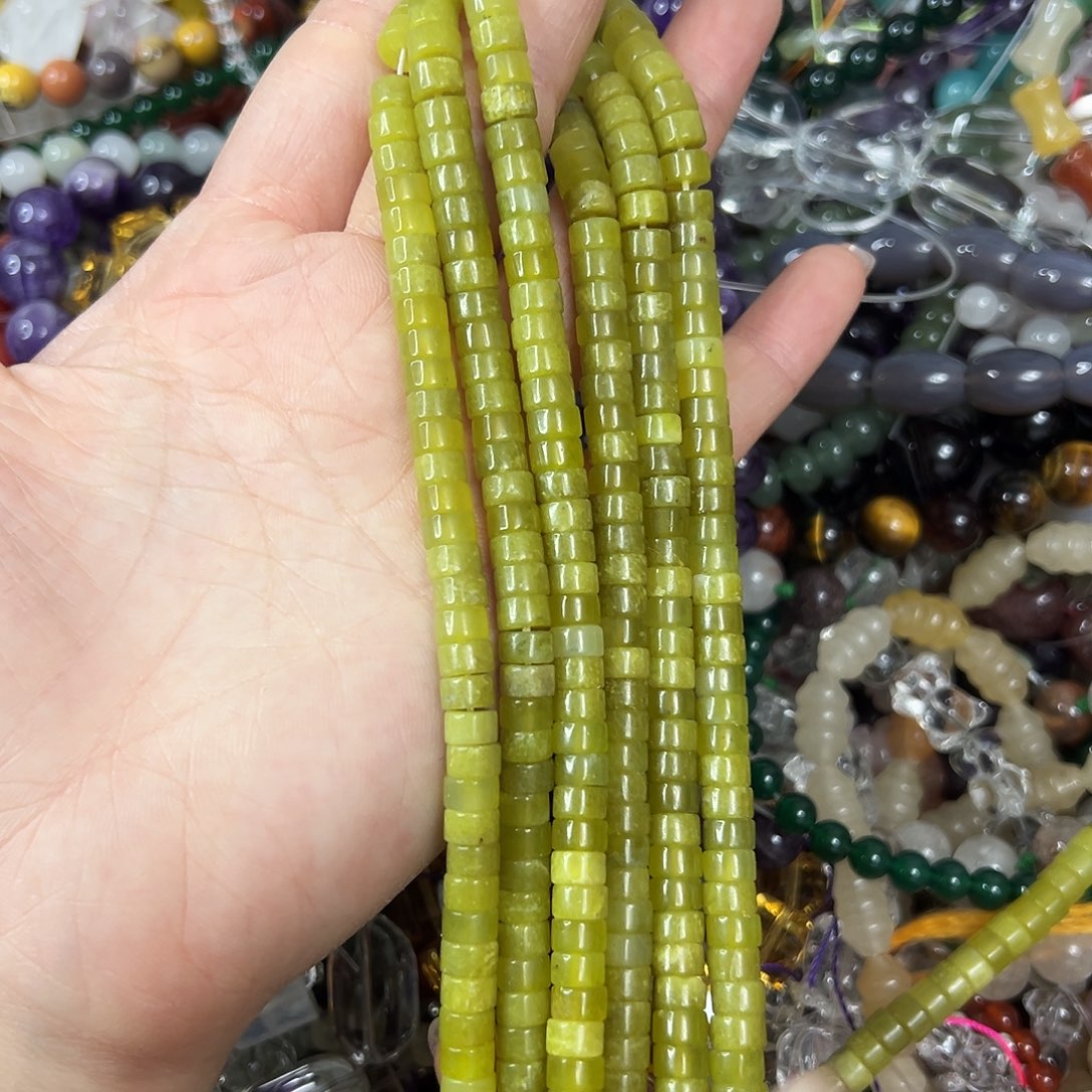 玛瑙/玉髓未镶嵌珠宝半成品，卡6岫玉直切一条