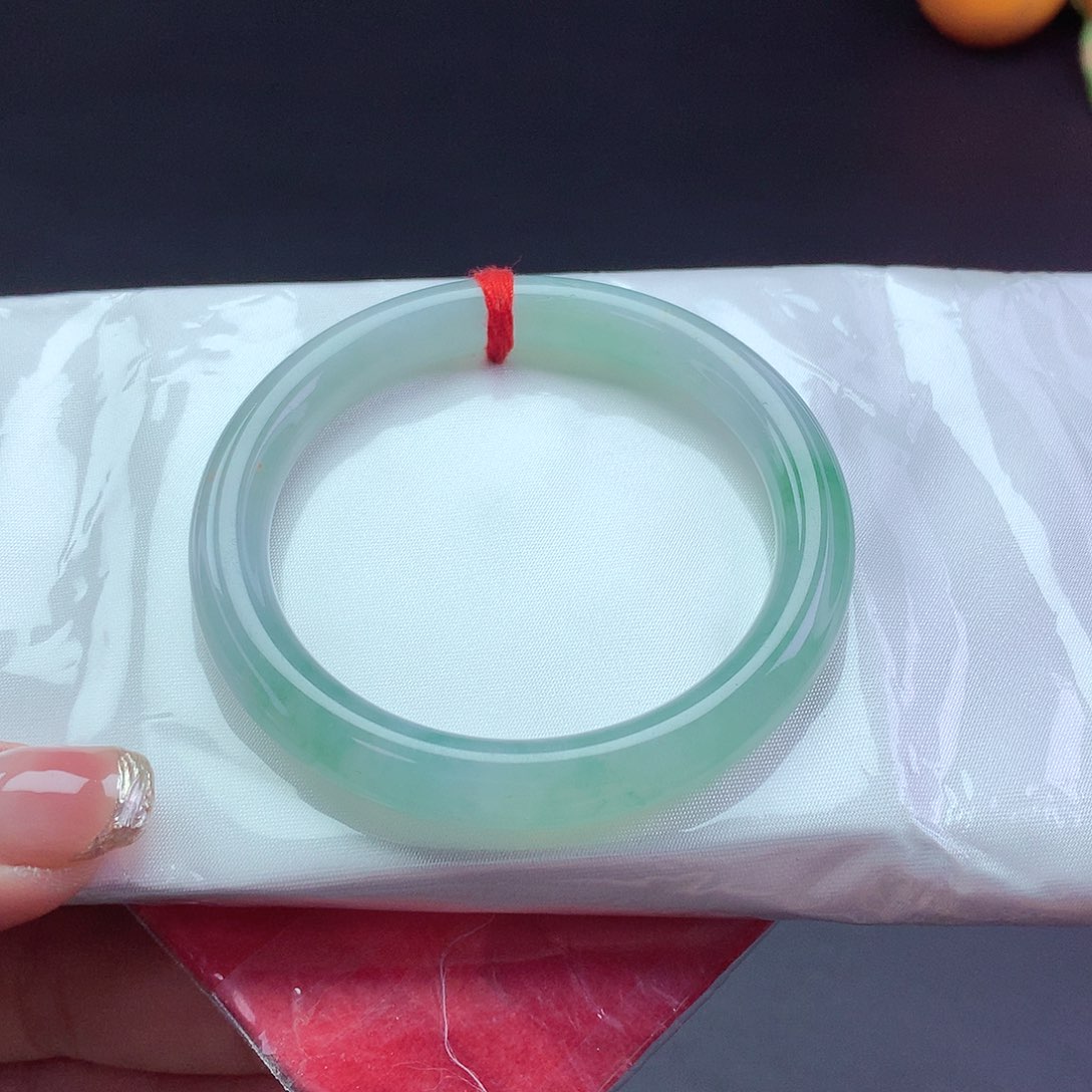 【闪购商品】翡翠手镯未镶嵌a 163375