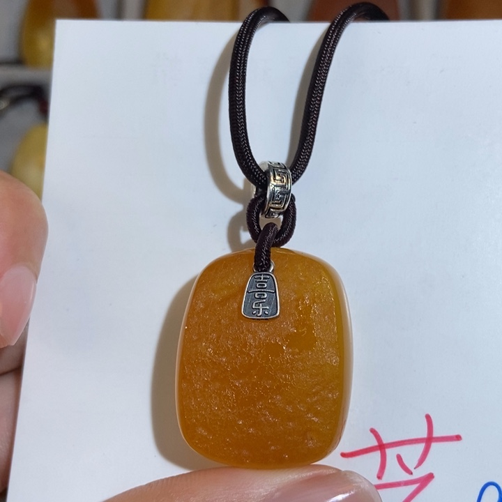 定制琥珀未镶嵌琥珀