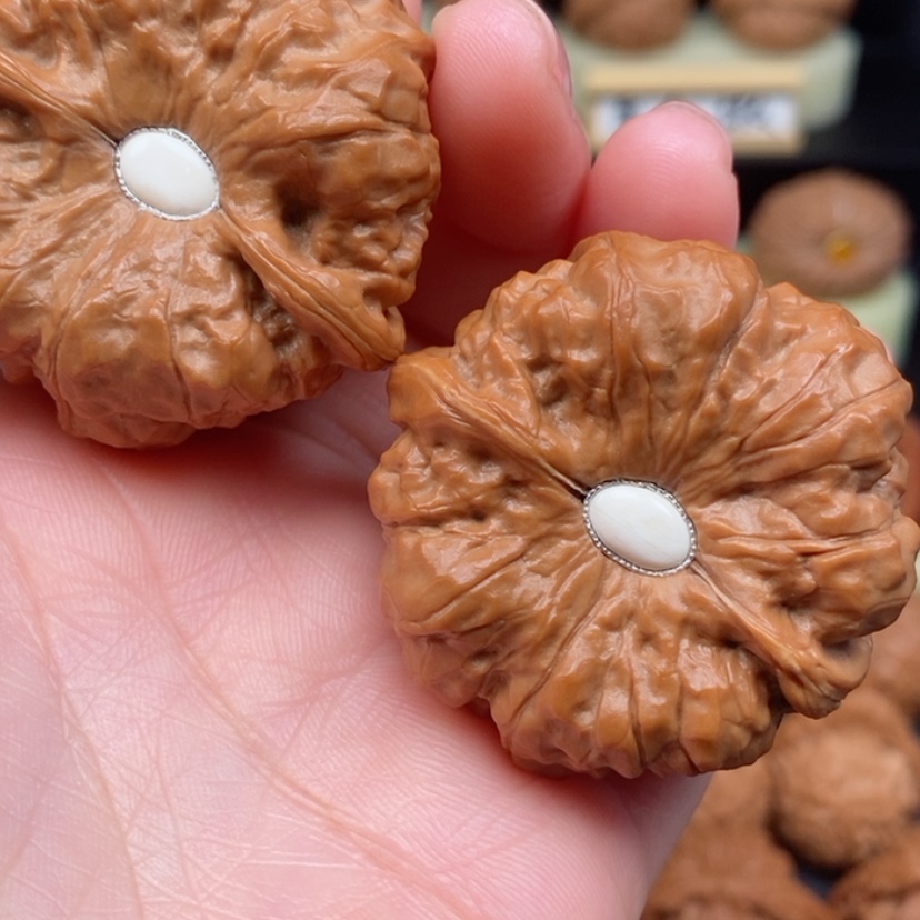 【闪购商品】文玩核桃吊坠善**行蛤蟆