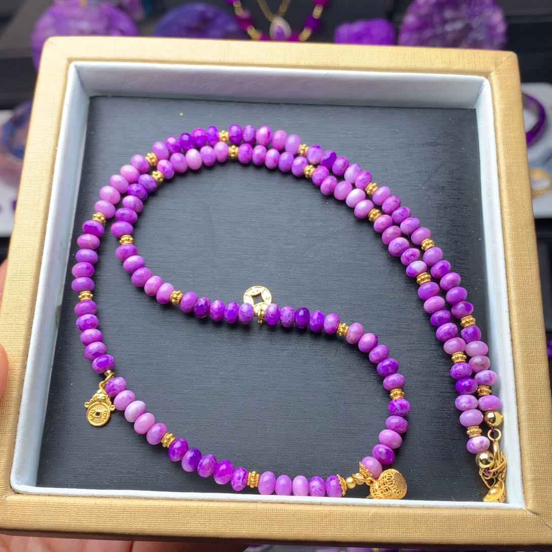 苏纪石（舒俱来）项链18K金镶嵌