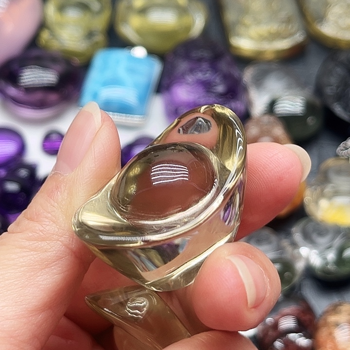 未镶嵌水晶吊坠(不含链)水晶