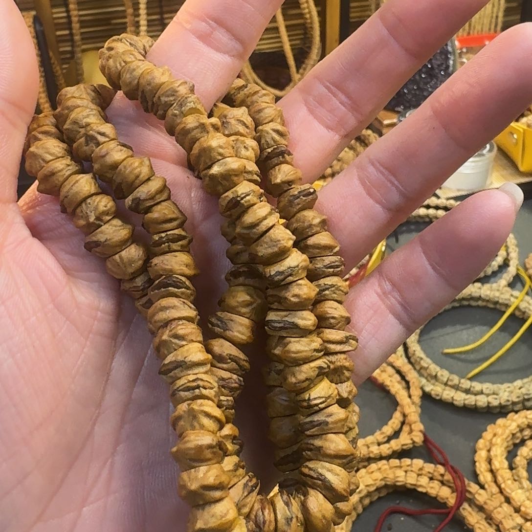 柏香籽/百香籽把件橘****?