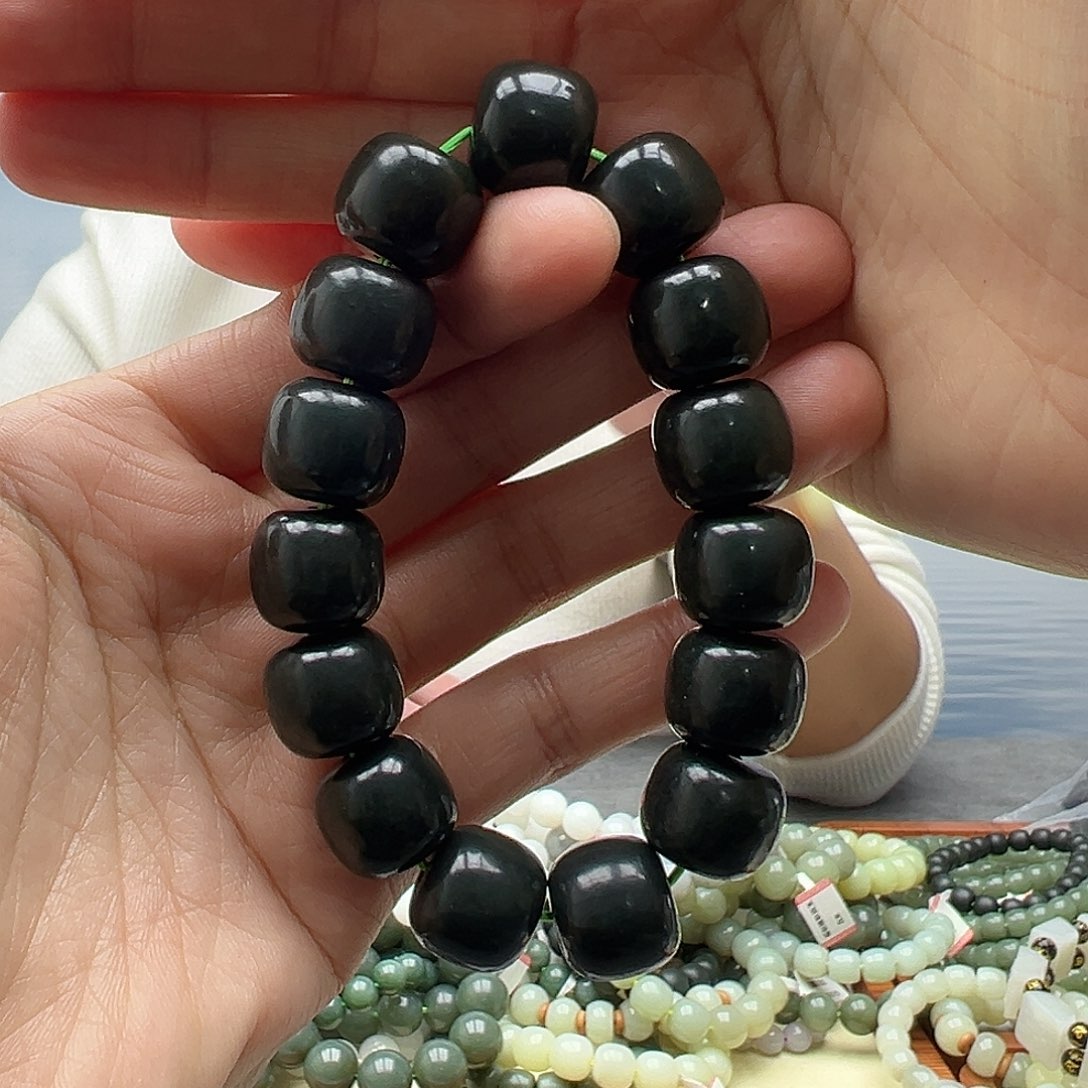 和田玉手串未镶嵌15老型珠