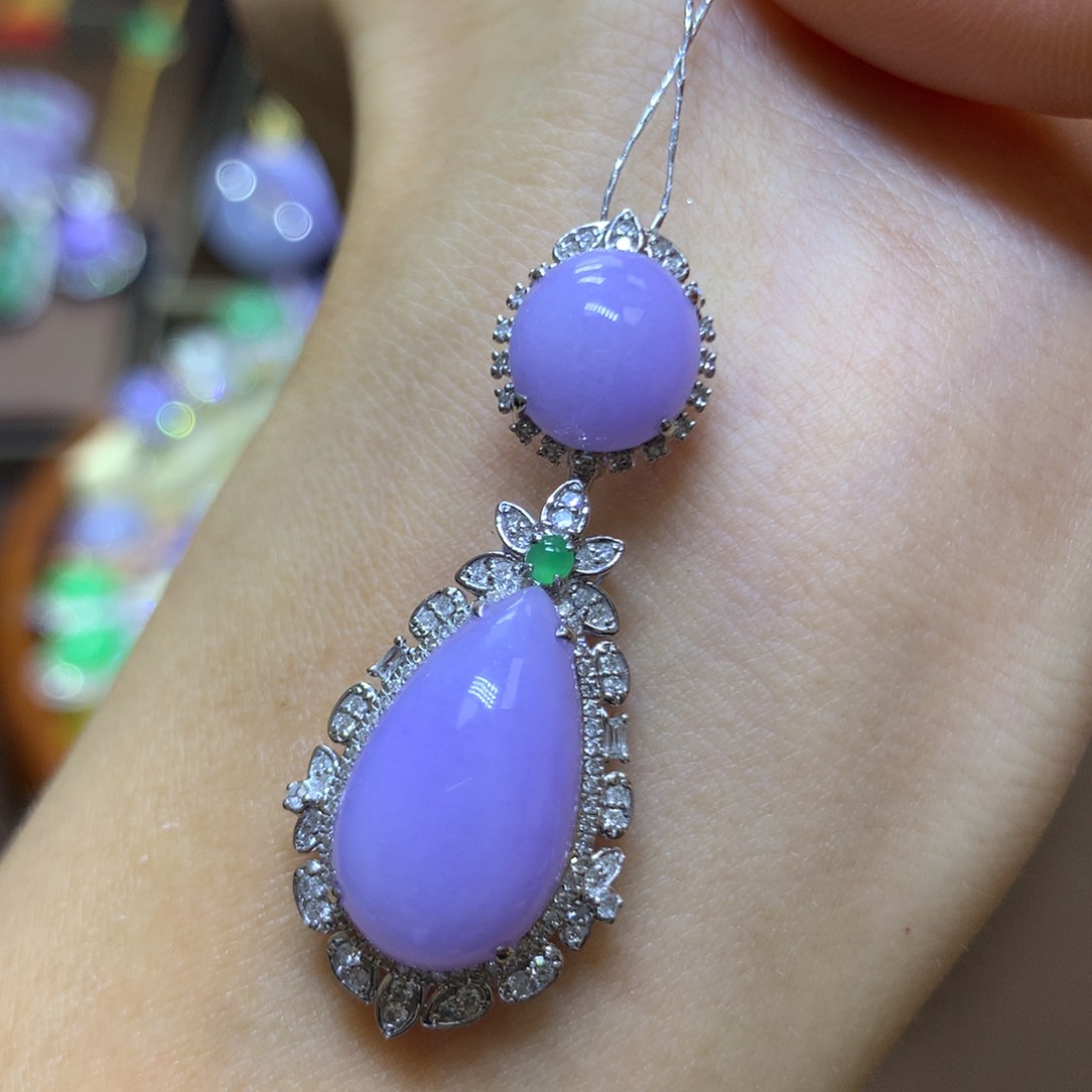 【闪购商品】翡翠颈饰18K金镶嵌翡翠