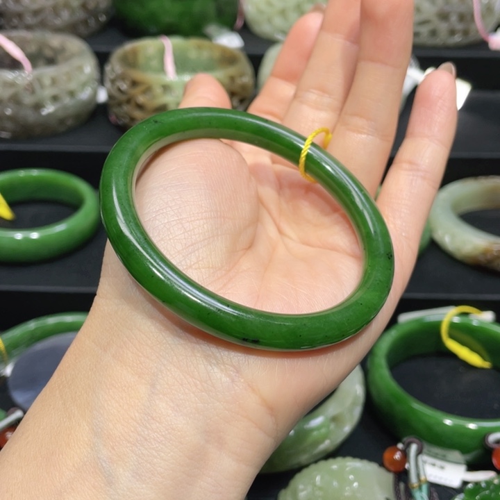 和田玉手镯58圈口 编号57未镶嵌