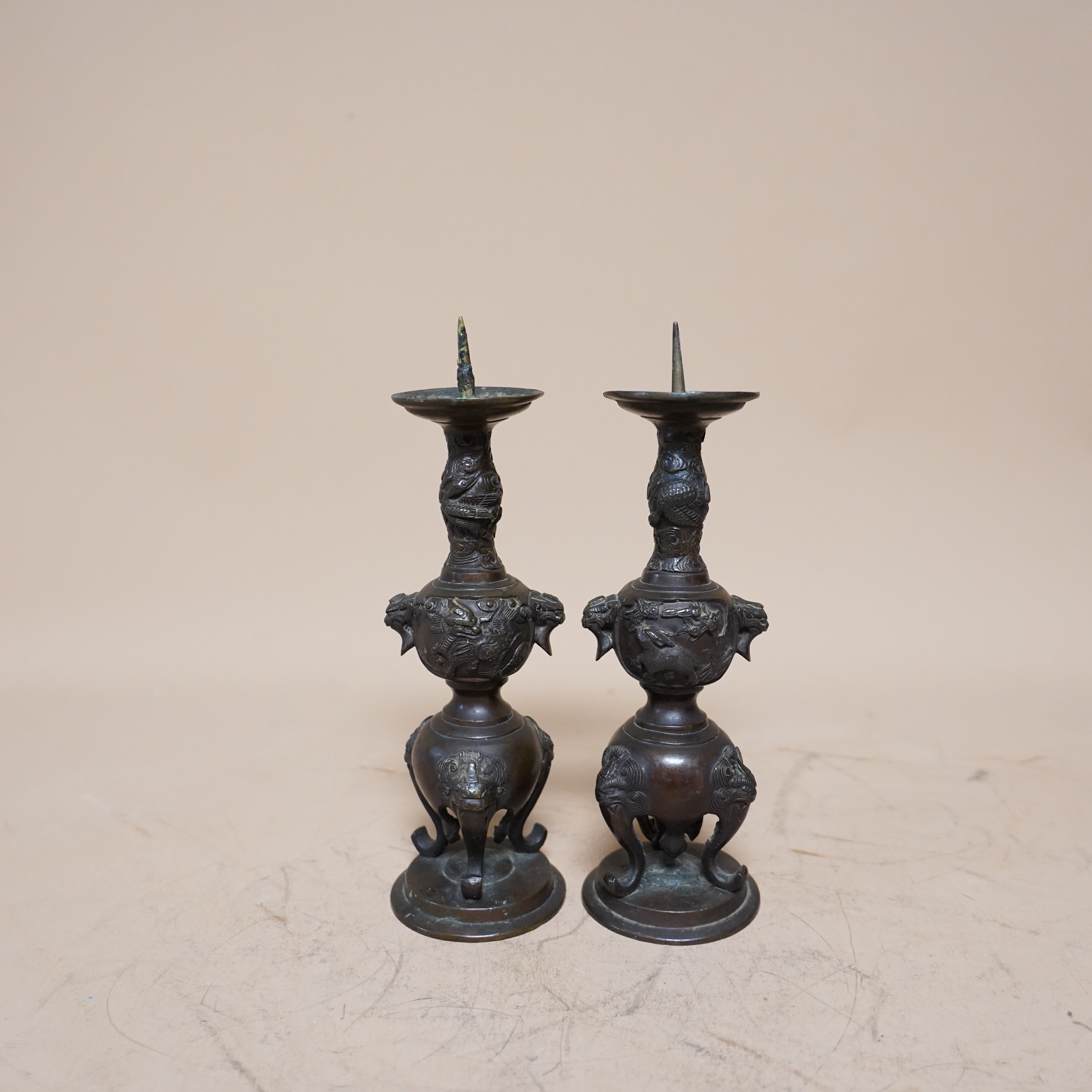 文华开物第7期拍品 13 清 铜烛台一对