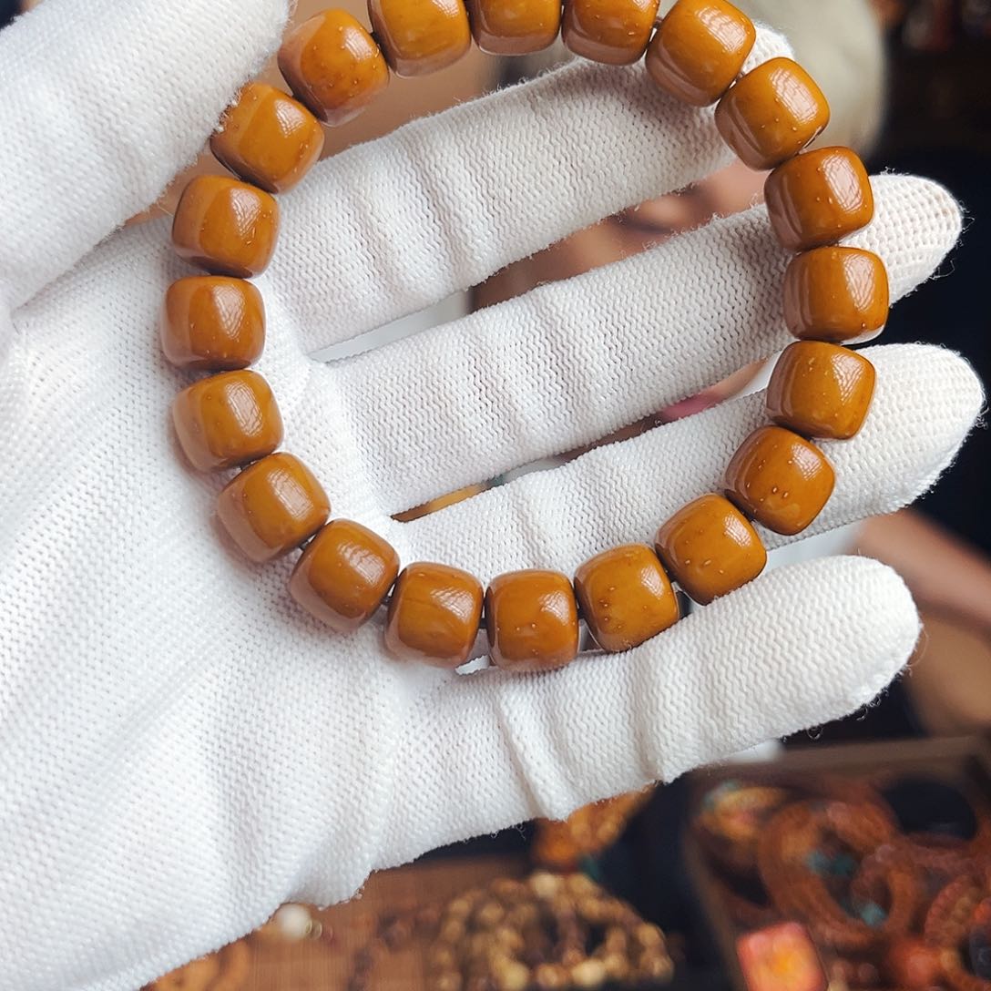 ?紫金鼠实心老型手串