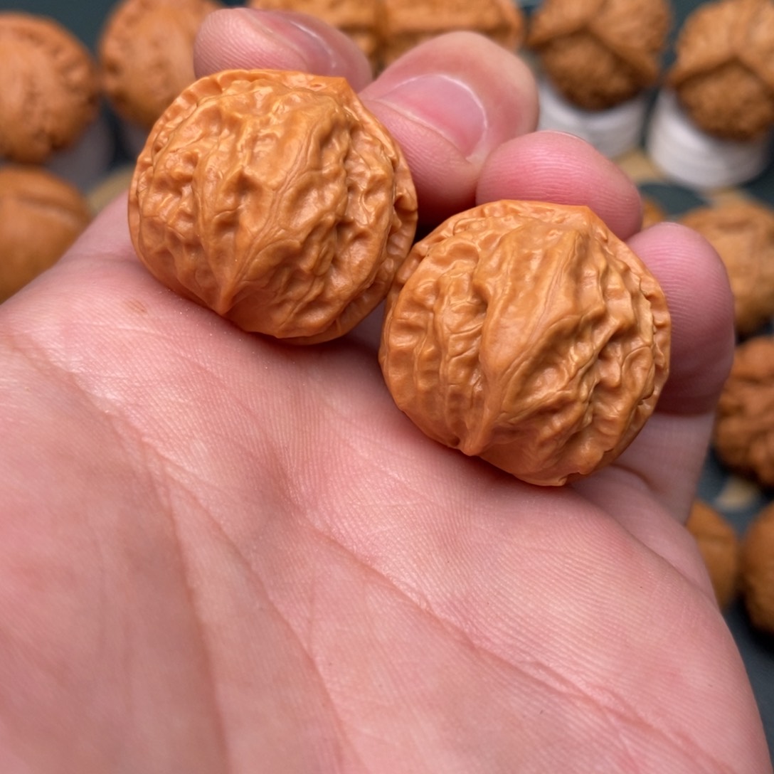 文玩核桃把件霸王龙