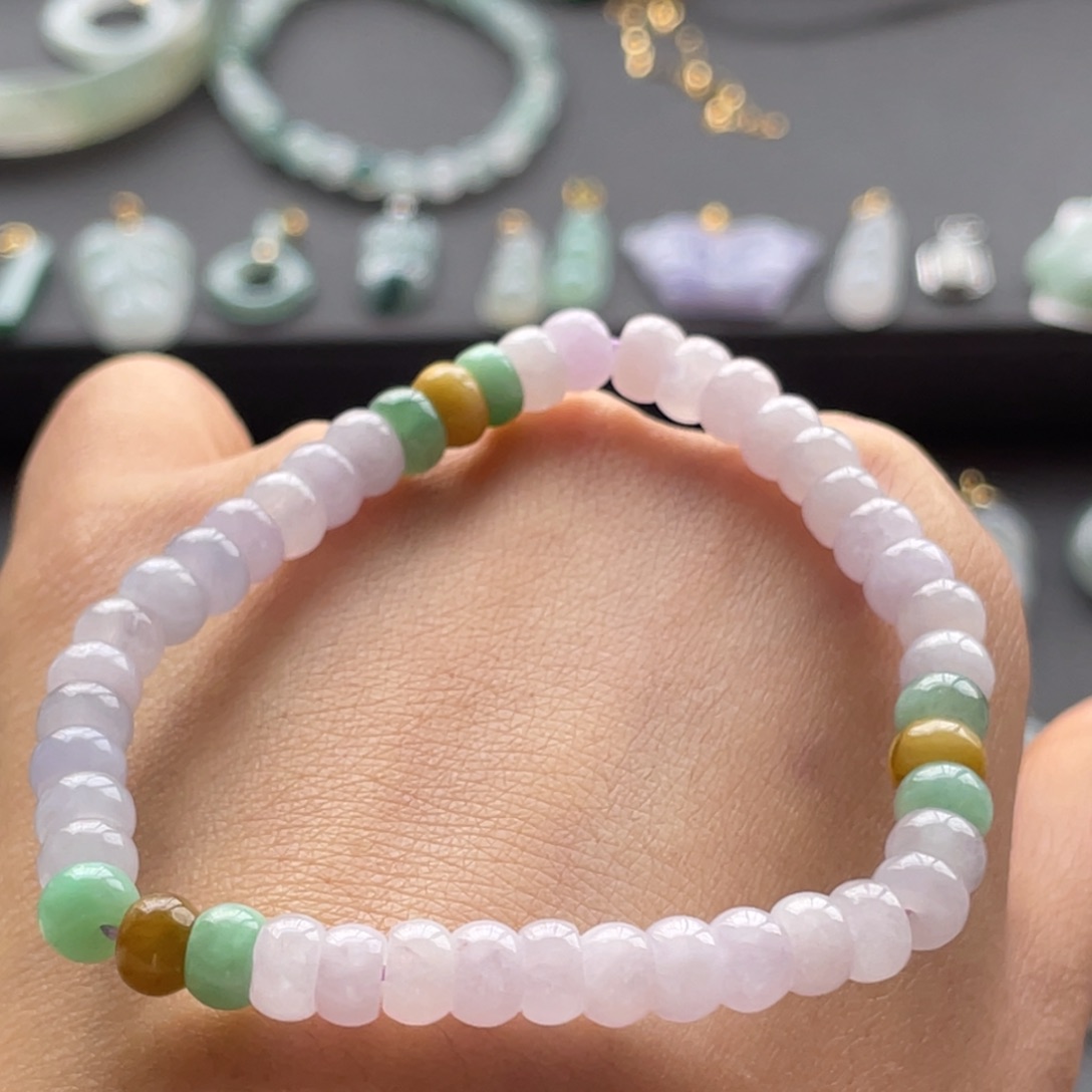 翡翠手串未镶嵌卡6