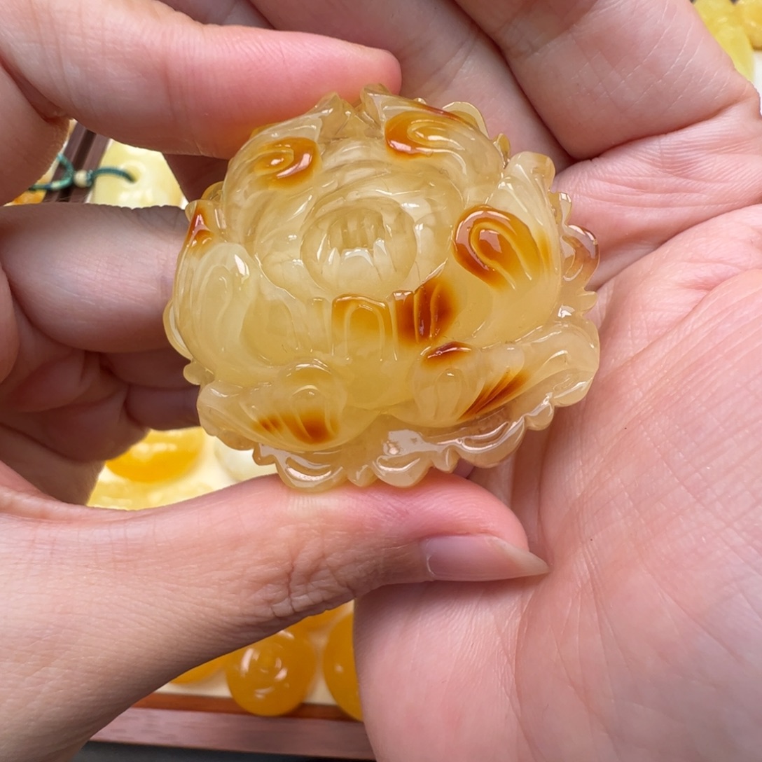 未镶嵌琥珀裸石蜜蜡