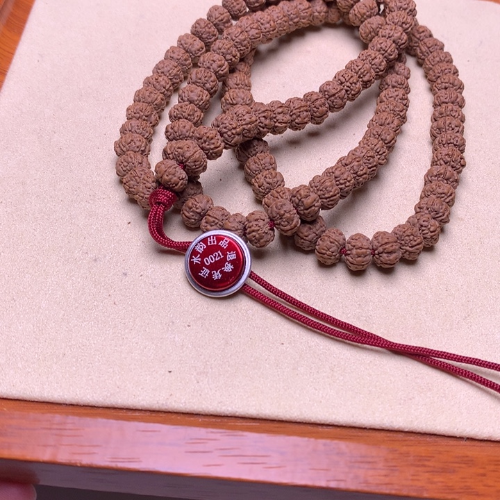 年***金刚菩提吊坠六瓣108