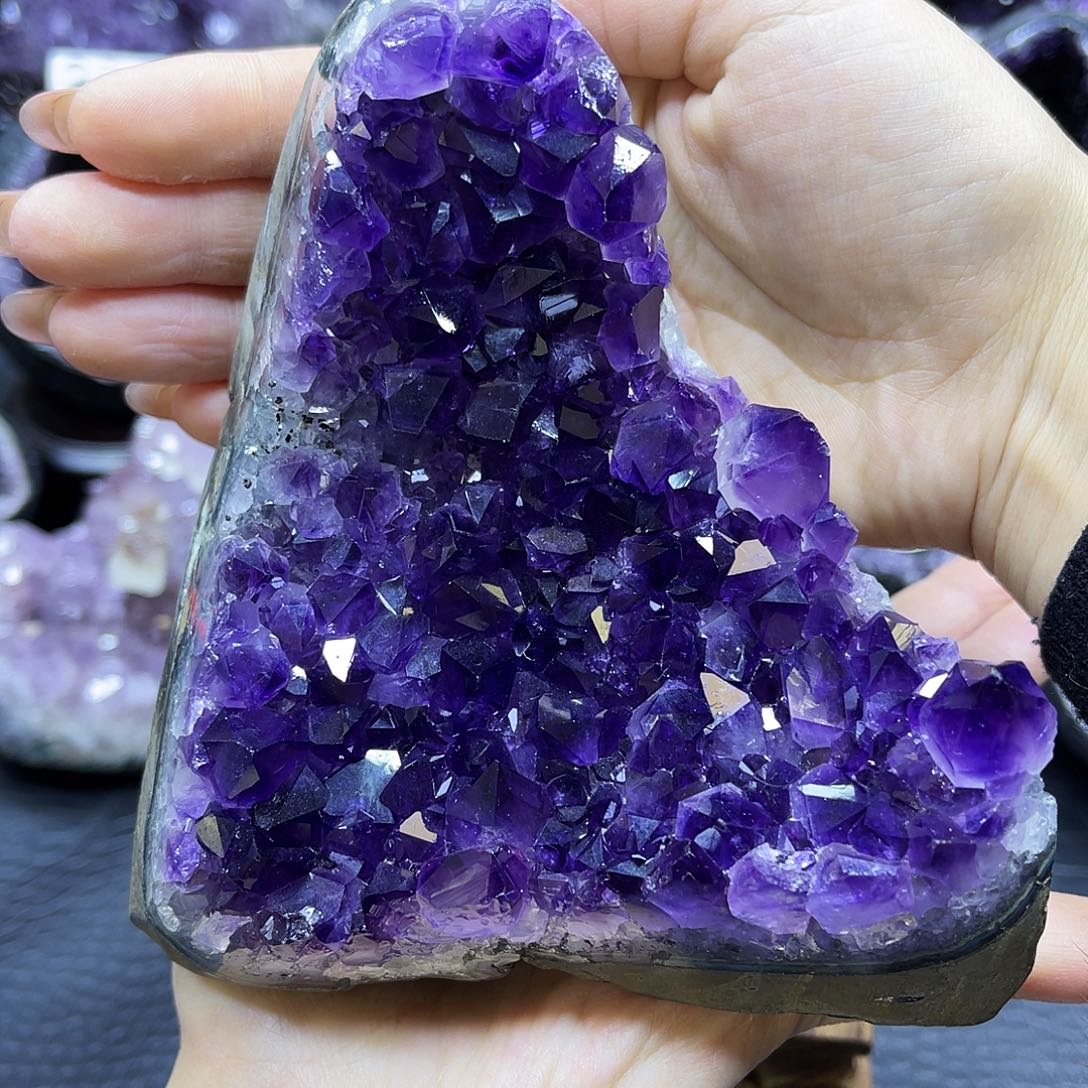 未镶嵌大型摆件（非配饰）紫晶