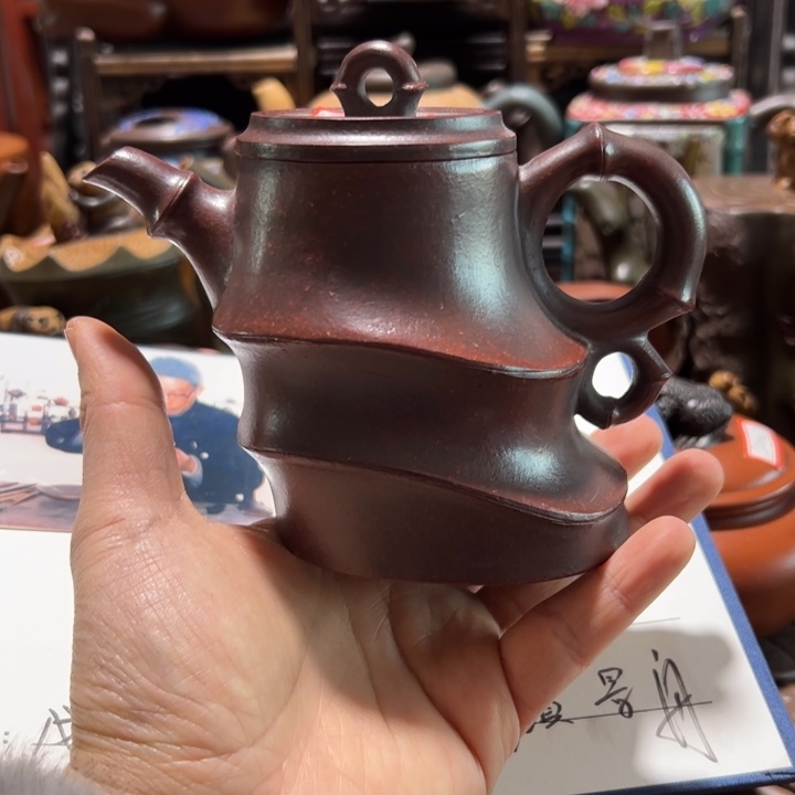 紫砂茶壶紫砂壶收藏起来了！