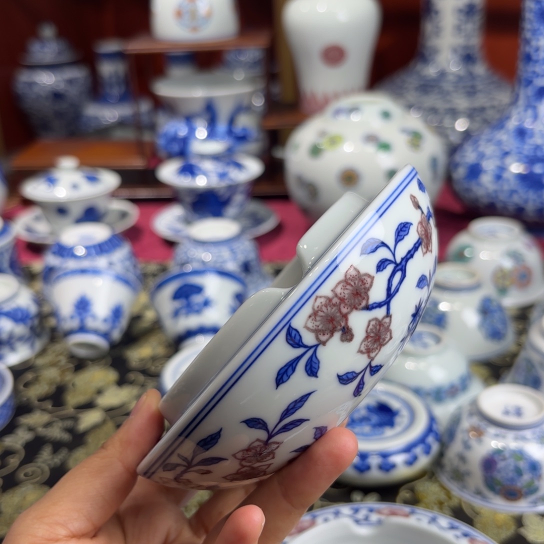 茶***生瓷釉里红烟灰缸福利