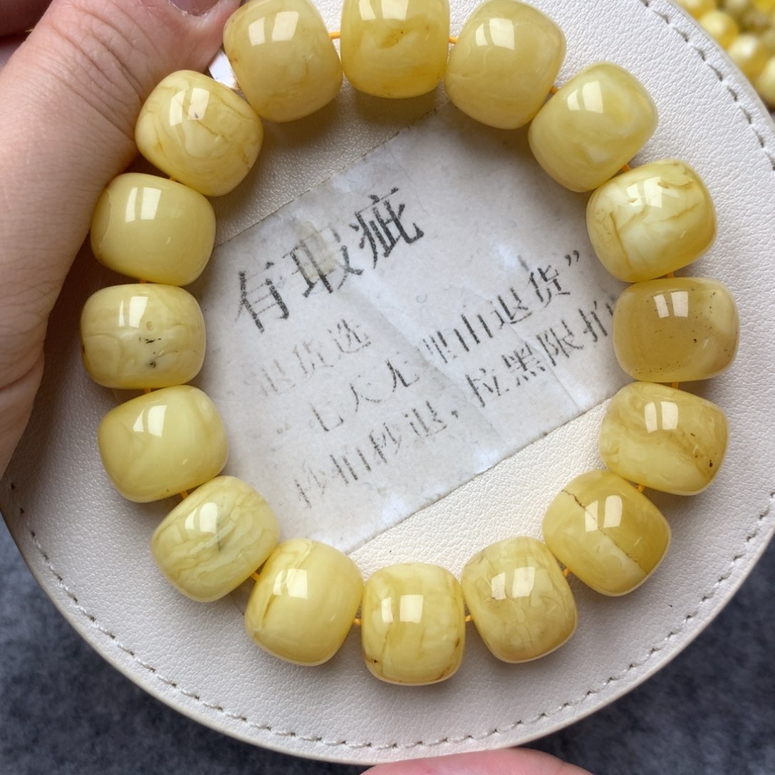 琥珀未镶嵌珠宝奇石6