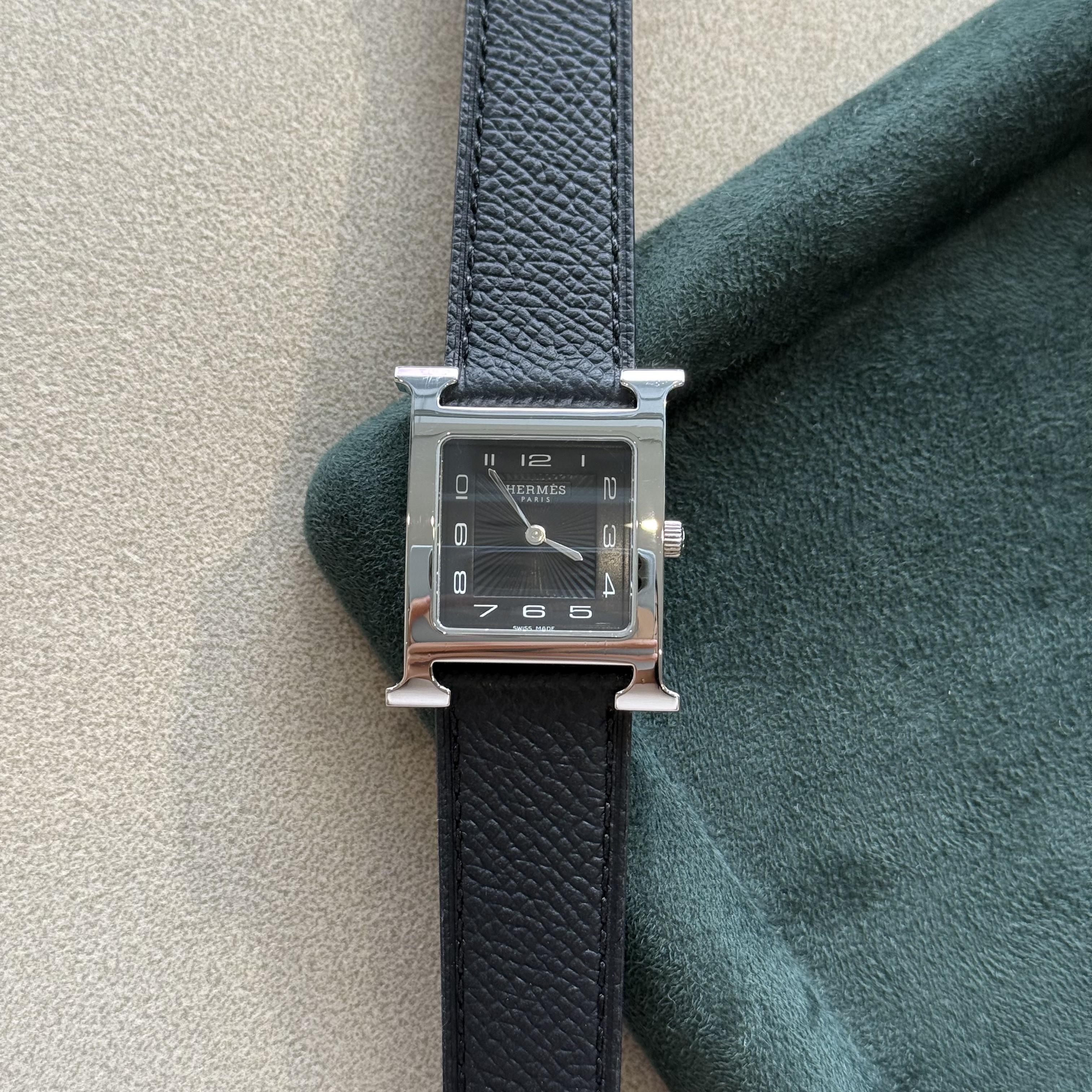 95新 Hermes/爱马仕 H Hour/26mm/石英/女表/手表女士时尚