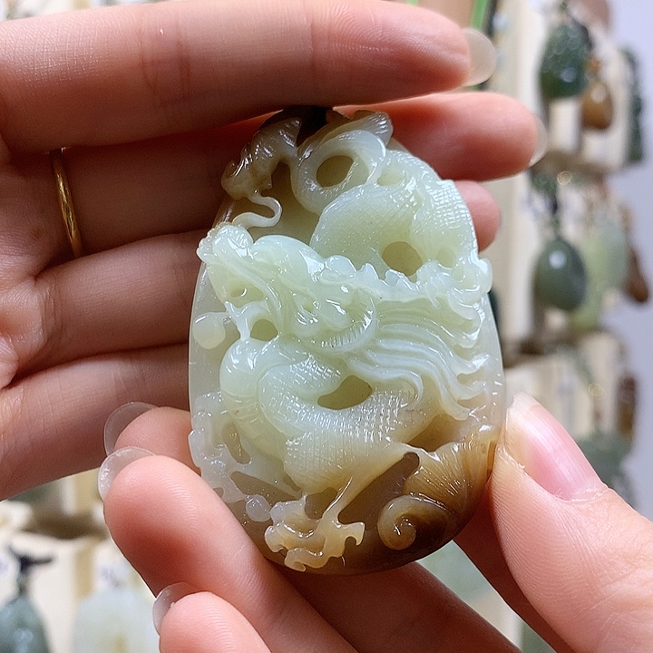 颈饰未镶嵌和田玉用****4