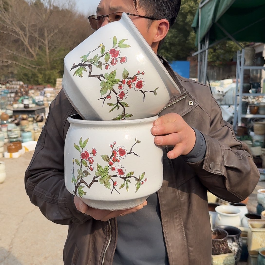 紫砂花盆口18高18（两个腊梅红色