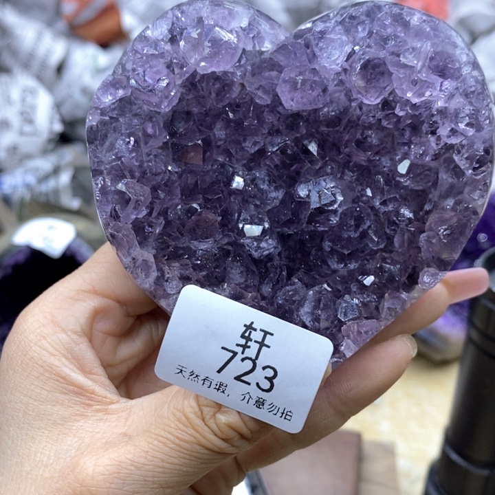 未镶嵌水晶大型摆件（非配饰）
