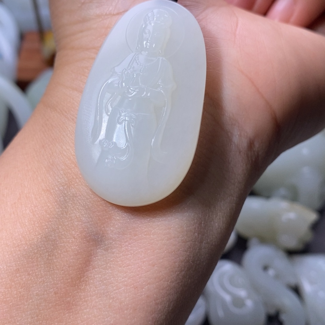 和田玉颈饰未镶嵌