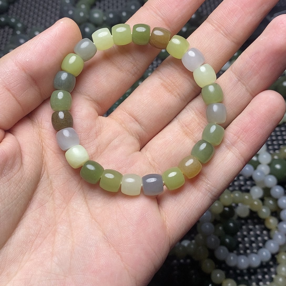 和田玉未镶嵌手串12