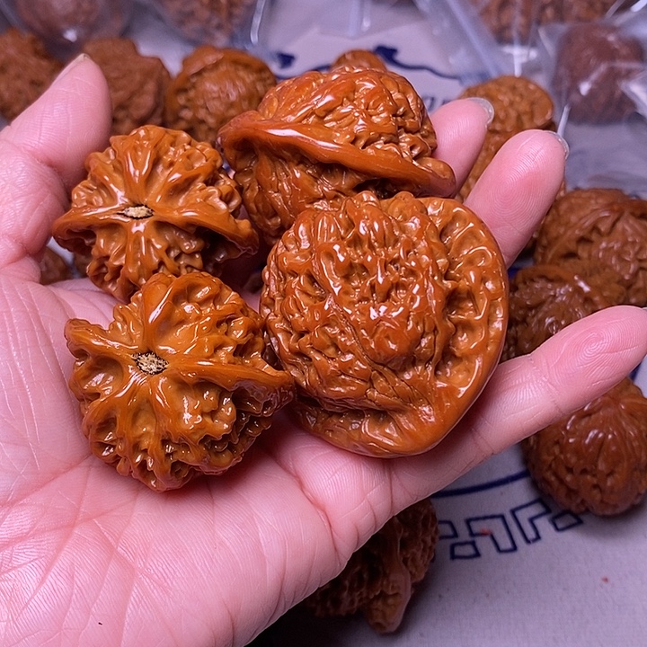 扬***帆文玩核桃吊坠官帽