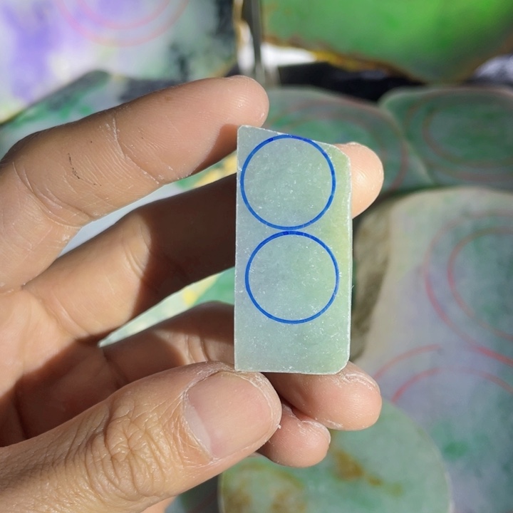 翡翠未镶嵌挂件片料