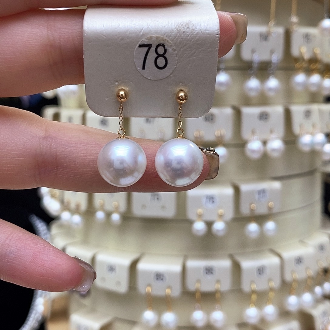 18K金镶嵌淡水珍珠耳饰