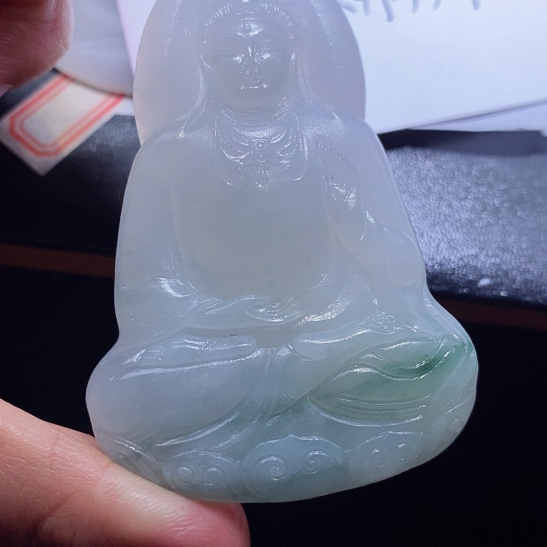 定制翡翠未镶嵌吊坠