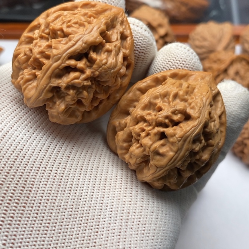 【闪购商品】文玩核桃吊坠老*6成粗