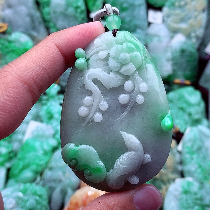 翡翠吊坠(不含链)未镶嵌