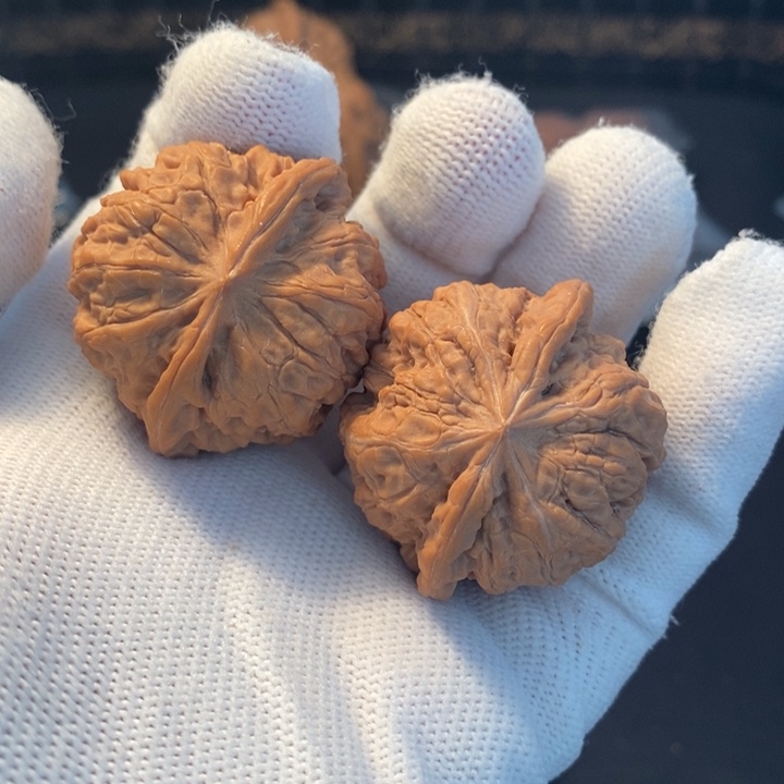 文玩核桃吊坠38.8雨花石