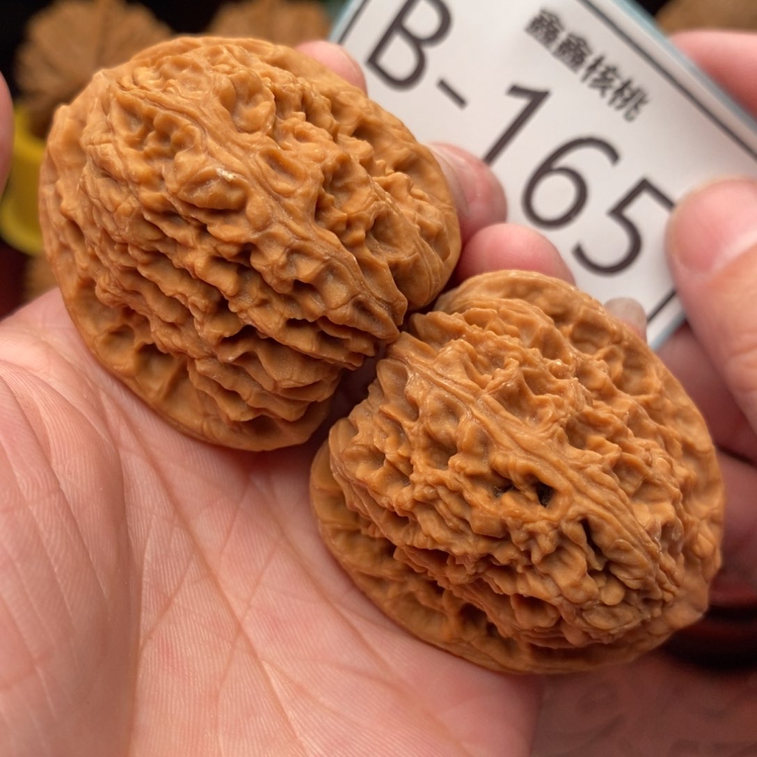 文玩核桃把件南疆39