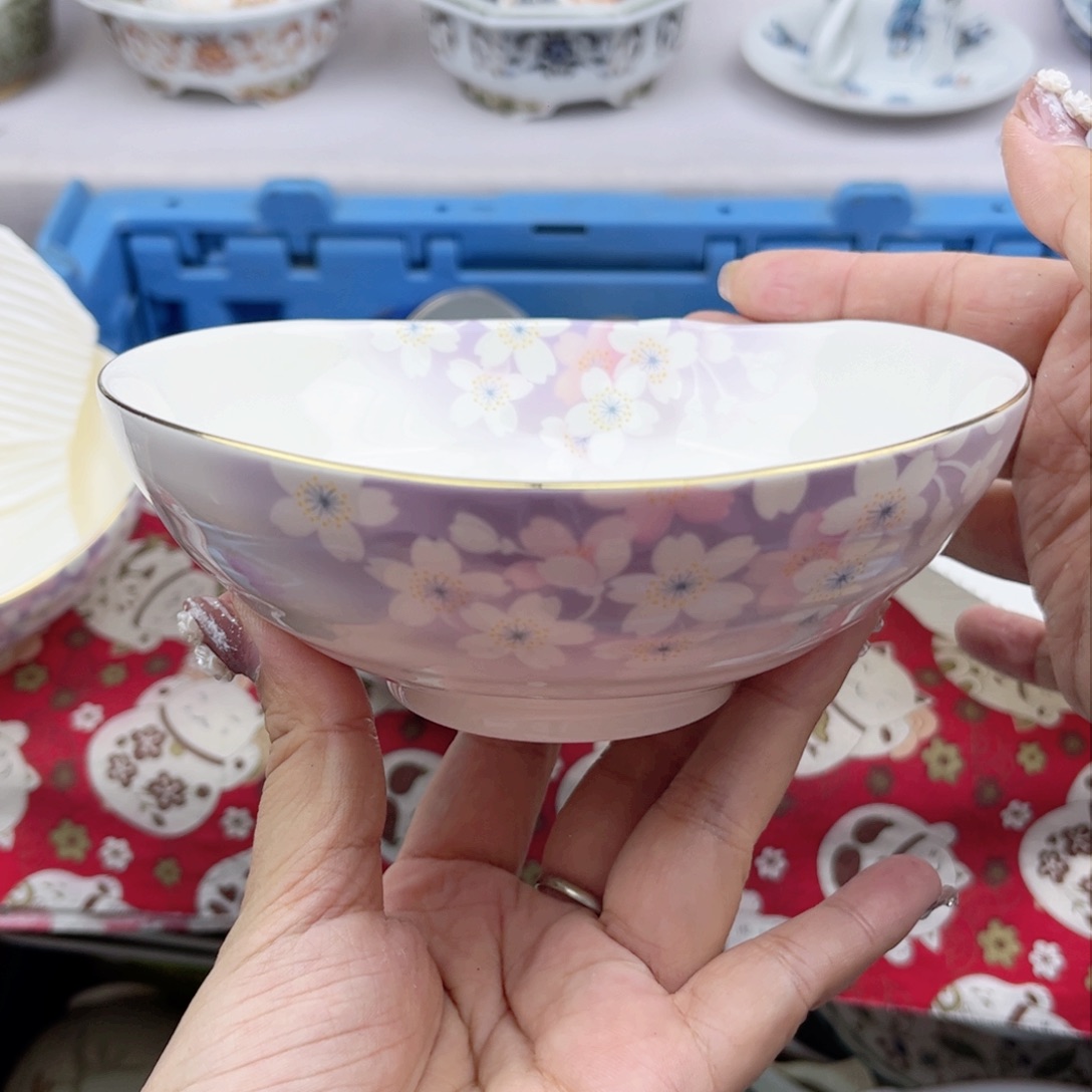 瓷片999 欢迎大家来到美桃儿