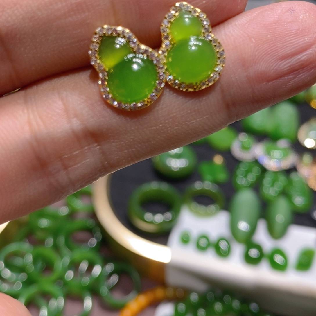 和田玉（碧玉）耳饰银S925镶嵌