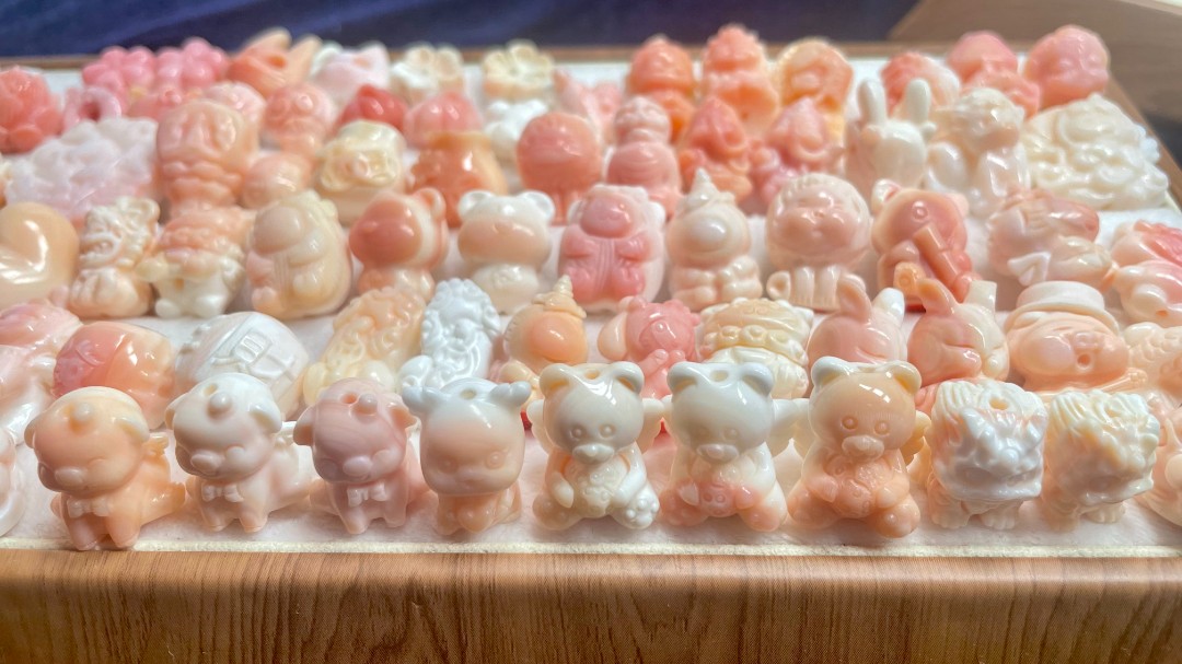 天然有机女王珠宝粉贝雕DIY差价