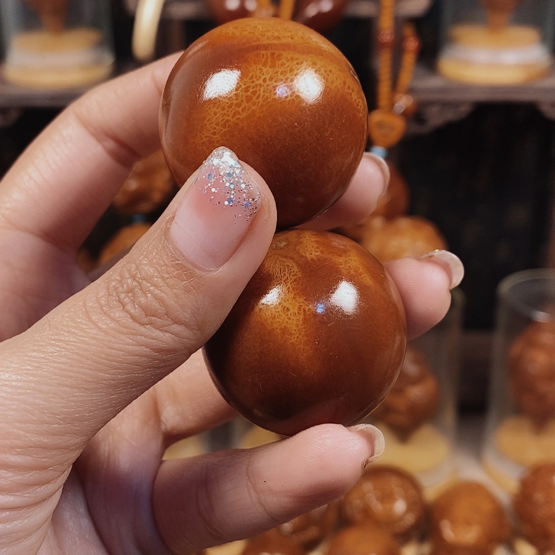 橄榄核吊坠@****?光珠00678