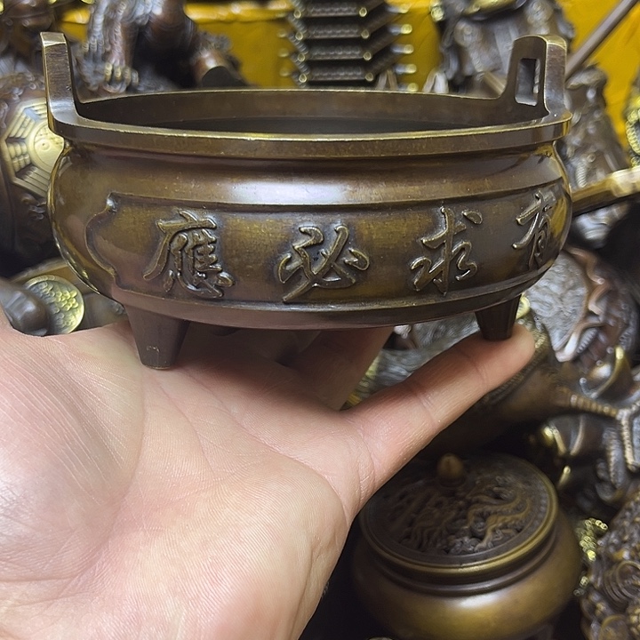 诚信经营精美铜器