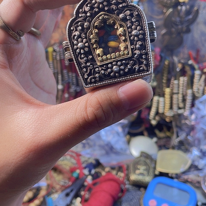 言*福利装藏嘎乌一个福利出来，