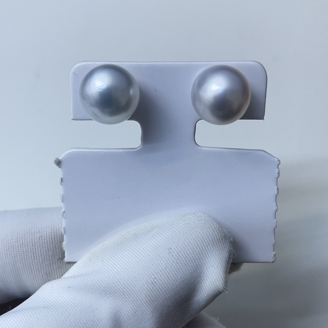 18K金镶嵌海水珍珠耳饰澳白