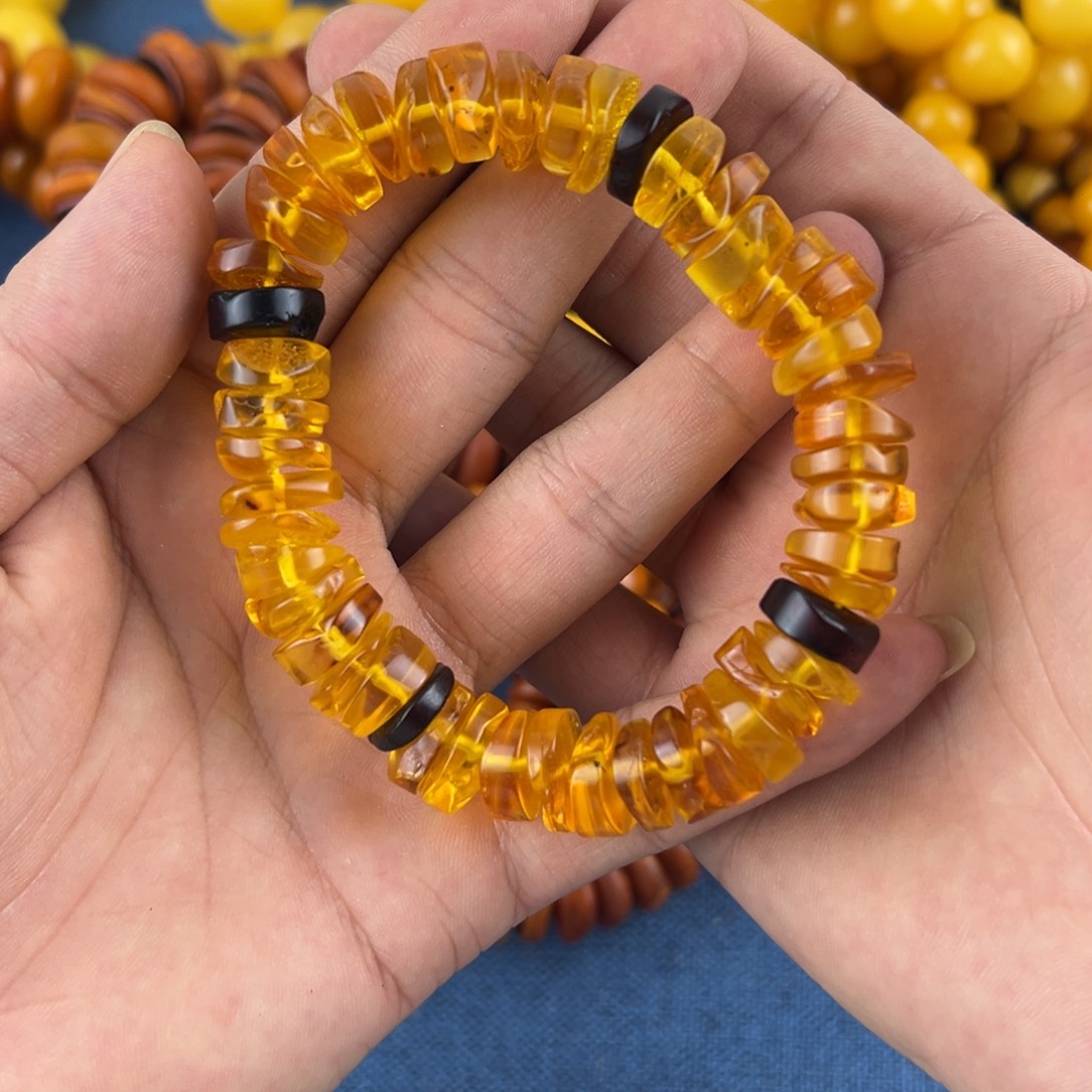 未镶嵌琥珀珠宝奇石