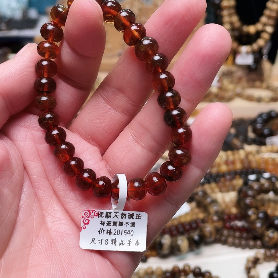 琥珀裸石未镶嵌八10568