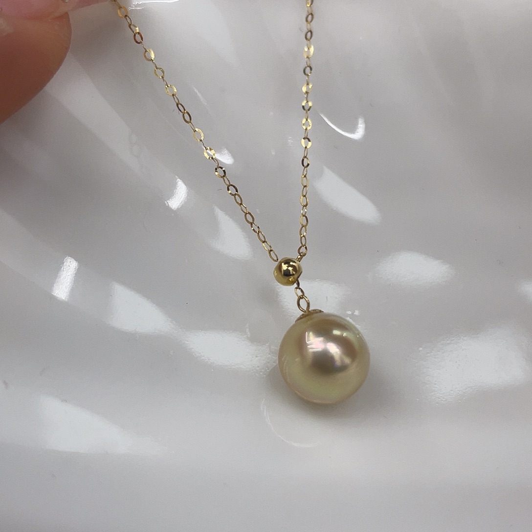 18K金镶嵌颈饰海水珍珠