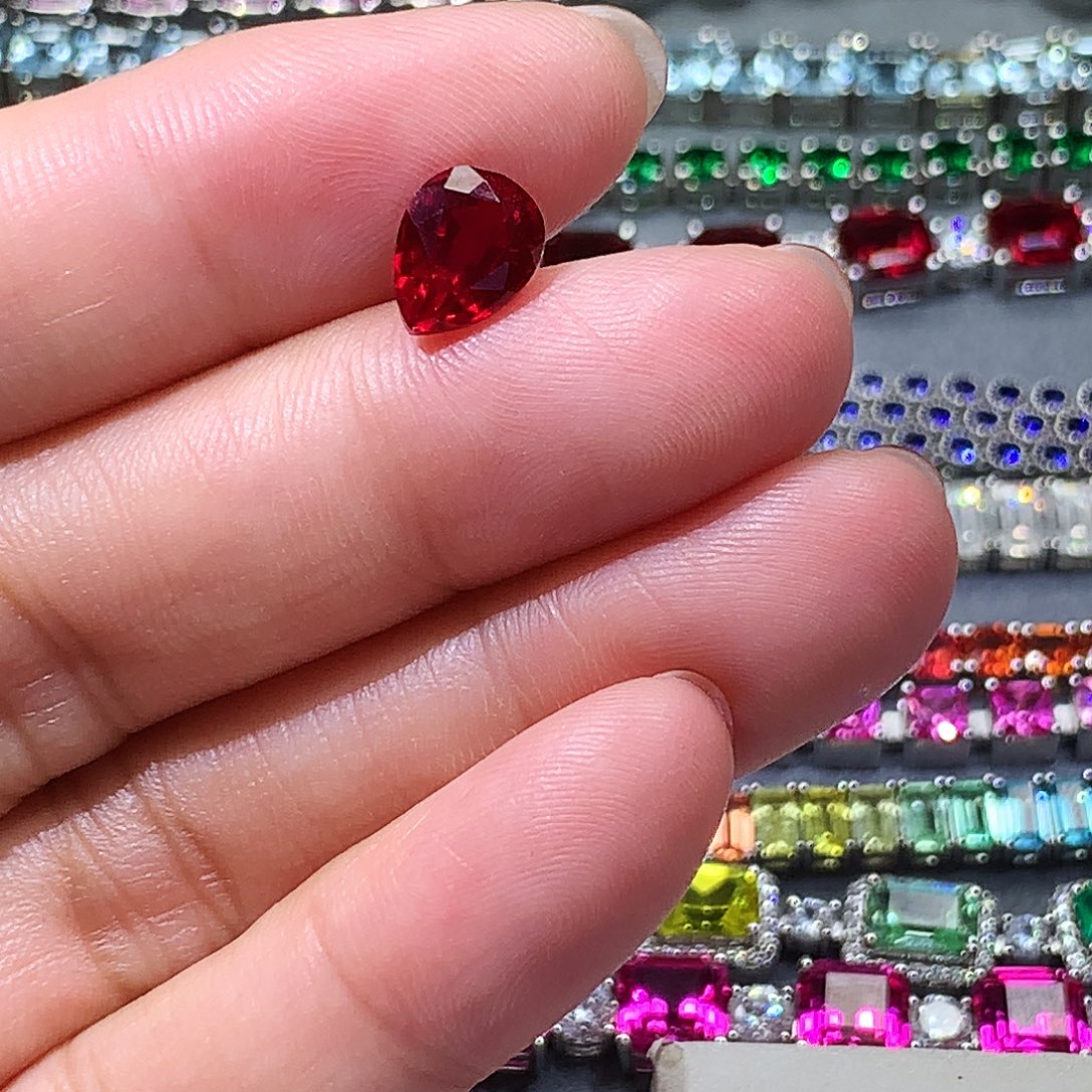 悠***仙合成（培育）红宝石裸石